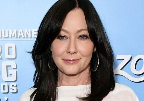 10 Brave Celebrities Who Ditched Mansions for Meaning